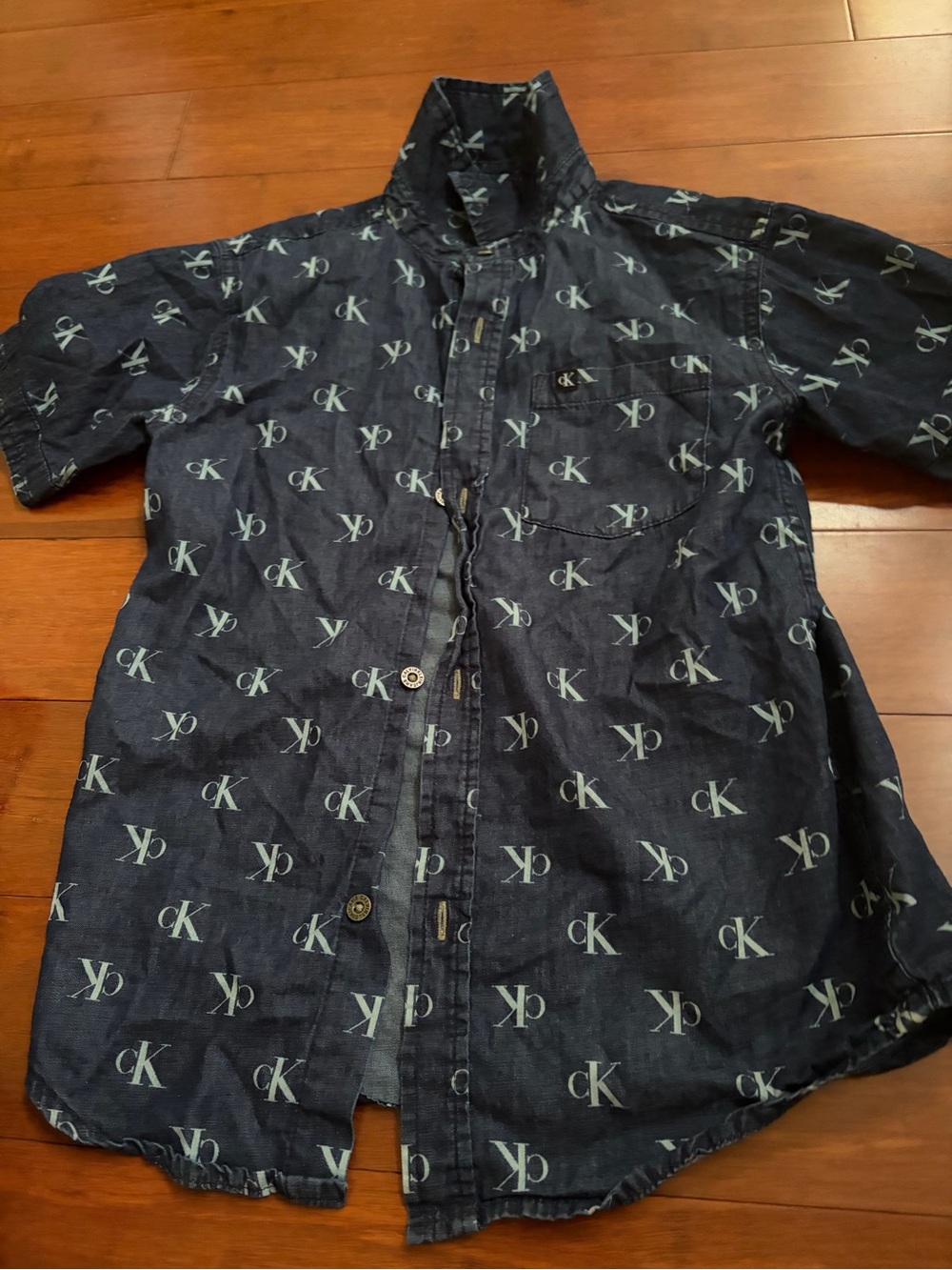 Calvin Klein kids Button Down Shirt Size 8